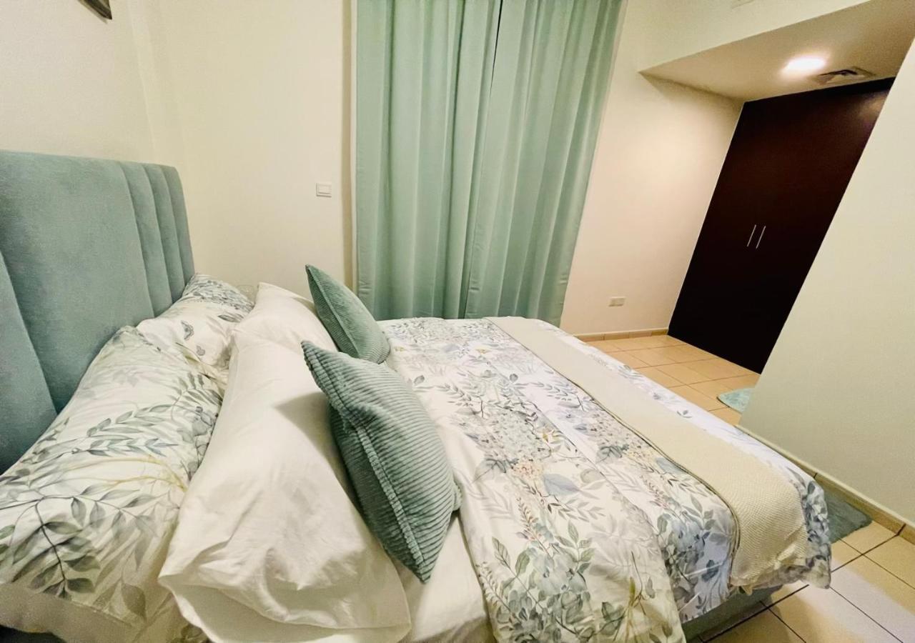 Homestay Sta Homes Dubai