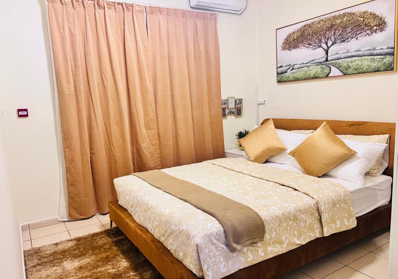 Homestay Sta Homes Dubai