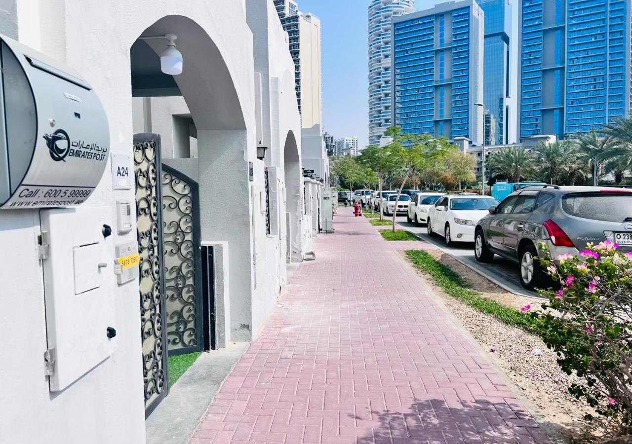 Sta Homes Homestay Dubai
